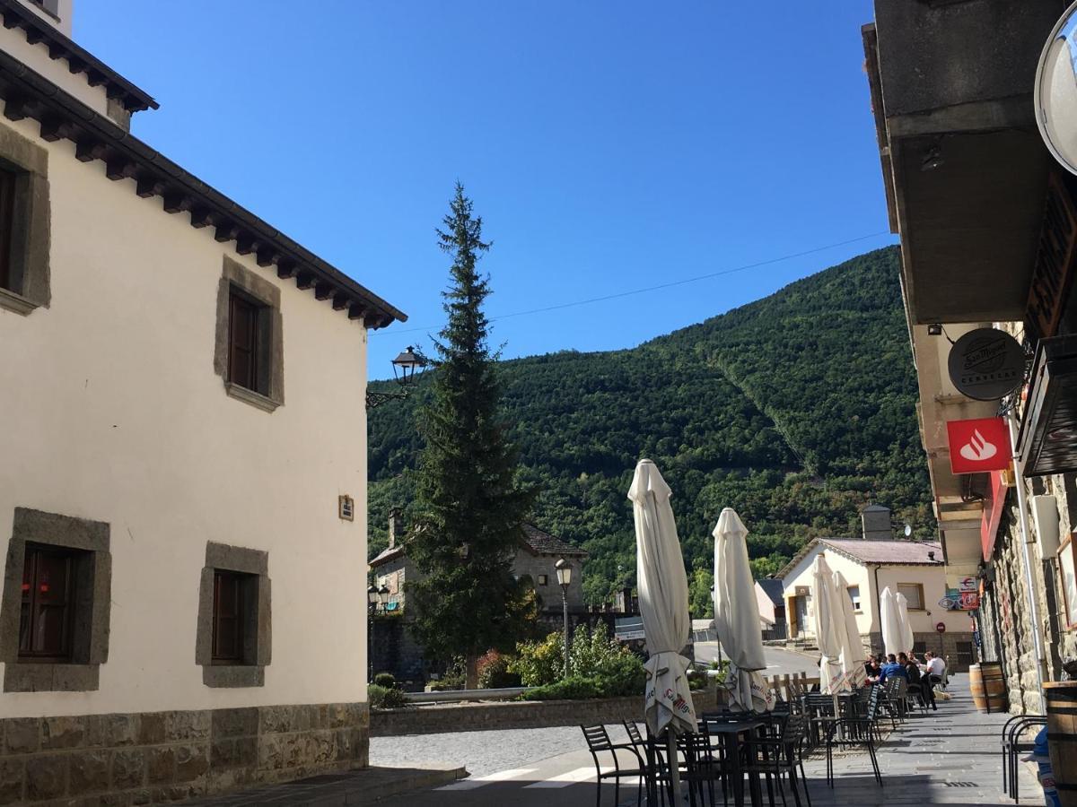 Biescas-Pirineo-Relax Leilighet Eksteriør bilde